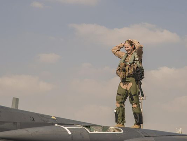 Female flight officer surpasses 1,000 flight hours in combat mission against ISIS 