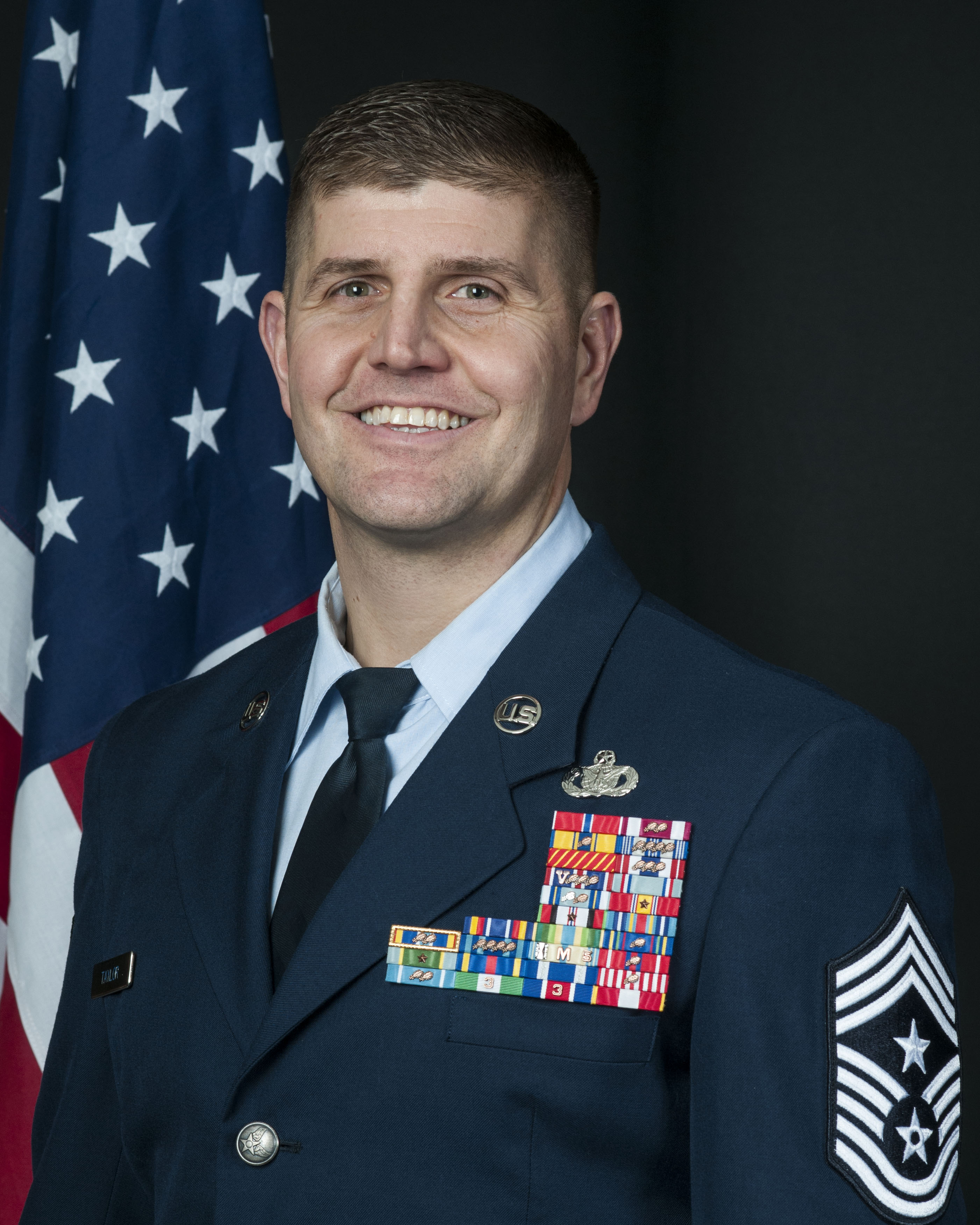 Official photograph for Ohio Air National Guard State Command Chief
