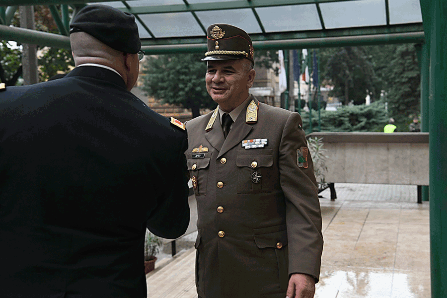 Col. Daniel J. Shank shakes hands with Brig. Gen. the deputy commander of the Hungarian Defence Forces Military Augmentation, Preperation and Training Command.