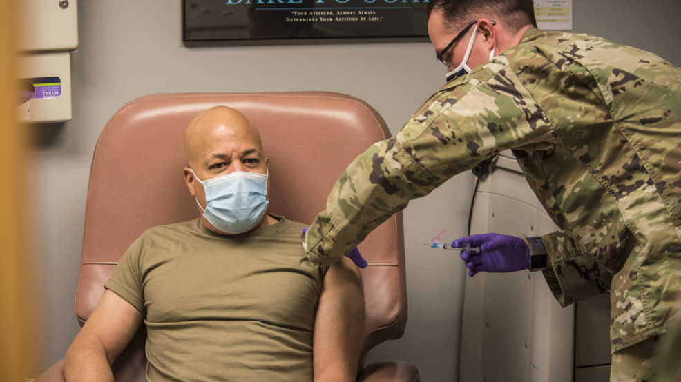 <p>Major General John C. Harris, the Adjutant General for the state of Ohio, received his COVID-19 vaccine at the 121st Air Refueling Wing on January 9th, 2021. Today is the first day that the 121st ARW is administering the vaccine. (U.S. Air National Guard photo by 2d Lt Christi A. Richter){/p}
